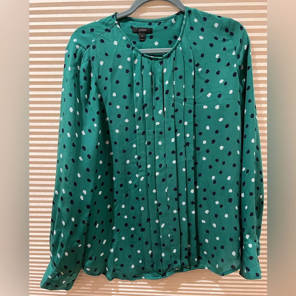 Pretty green silk blouse, size 8, j. Crew.